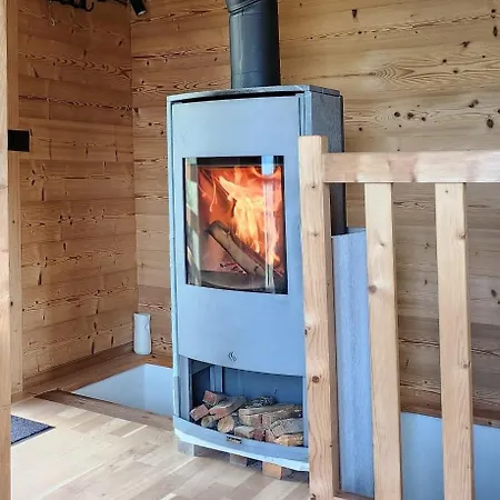 Magnifique Grange Rénovée Cosy Le Muzet, Val D'hérens Chalet *